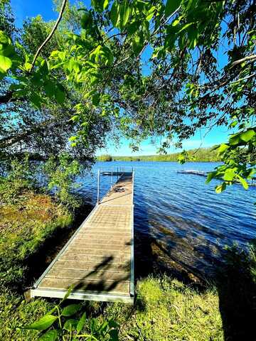 39 Stafford Circle, Newcastle, ME 04553