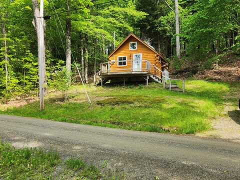 75 Snow Goose Lane, Dexter, ME 04930