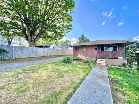 1010 LILLY ST, PRINCETON, WV 24740