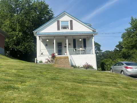 2808 Clovis St., BLUEFIELD, WV 24701