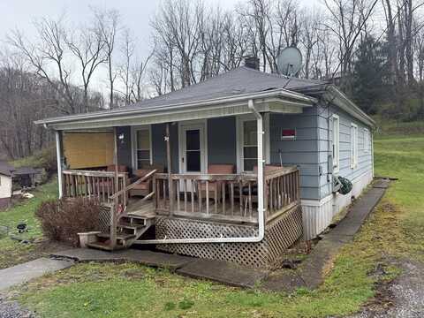 130 Kelsey Ln, BLUEFIELD, WV 24701