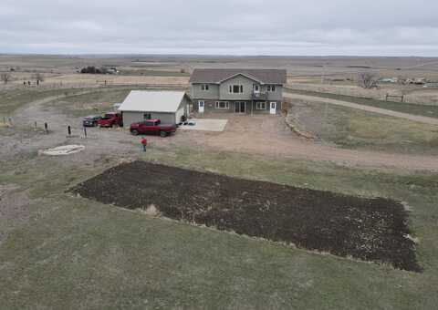 305 NW Northwestern Avenue, Newell, SD 57760
