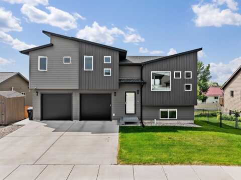 3213 New England Street, Rapid City, SD 57701