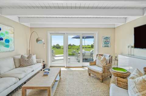 493 Katama Road unit: E2, Edgartown, MA 02539