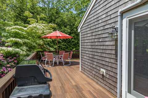 234 Vineyard Meadow Farms Road, West Tisbury, MA 02575