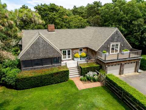 28 Martha's Road, Edgartown, MA 02539