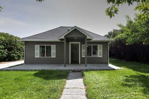 118 N 7th Street, Hamilton, MT 59840