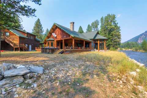 6900 Nez Perce Road, Darby, MT 59829