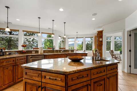 5959 Hayes Creek Road, Missoula, MT 59804