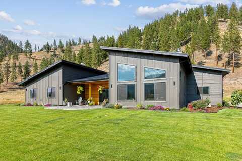 1069 Mullan Road E, Superior, MT 59872