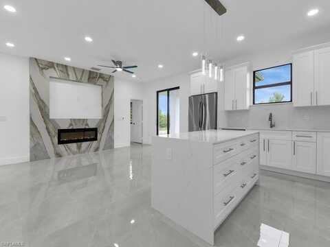 3301 8th, LEHIGH ACRES, FL 33976