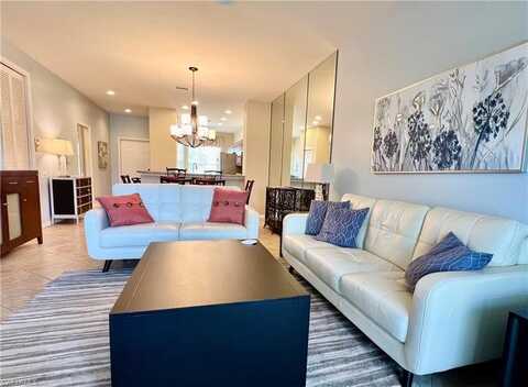 8239 Parkstone, NAPLES, FL 34120