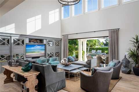 3170 Crayton, NAPLES, FL 34103