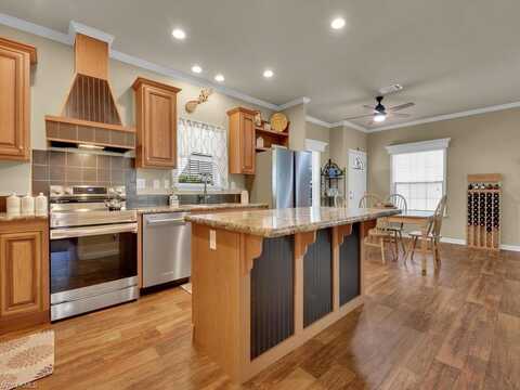 23 Chateau, NAPLES, FL 34112