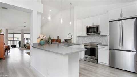 9640 Victoria, NAPLES, FL 34109