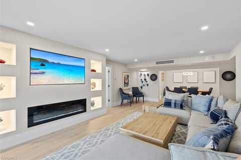 3410 Gulf Shore, NAPLES, FL 34103