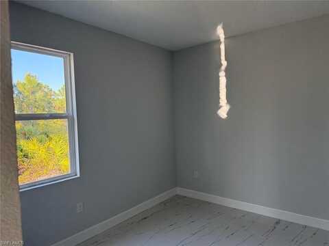 1043 Norfolk, LEHIGH ACRES, FL 33974