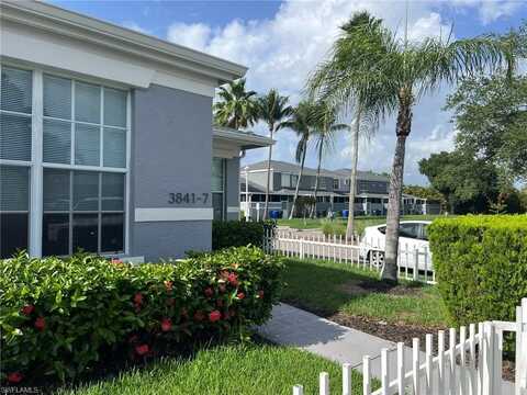 3841 Schoolhouse, FORT MYERS, FL 33916