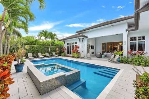 425 Harbour, NAPLES, FL 34103
