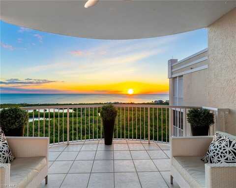 7117 Pelican Bay, NAPLES, FL 34108