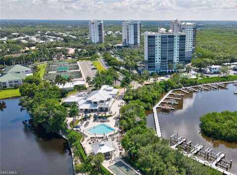 320 Horse Creek, NAPLES, FL 34110