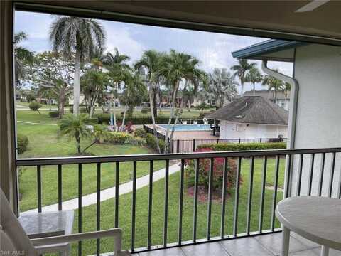 325 Charlemagne, NAPLES, FL 34112