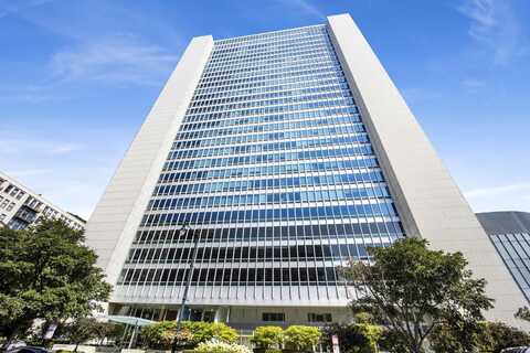 500 W Superior Street, Chicago, IL 60654