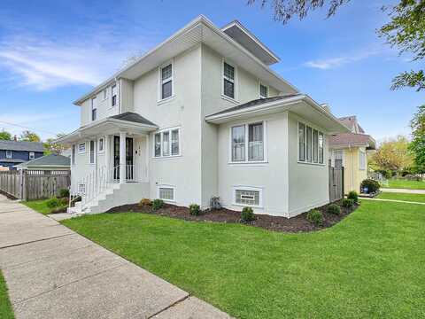 619 N 4th Avenue, Maywood, IL 60153