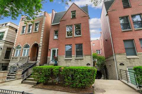 2417 N Janssen Avenue, Chicago, IL 60614