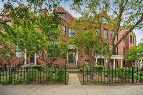 2056 Valor Court, Glenview, IL 60026