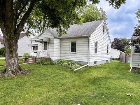 1711 17th Avenue, Sterling, IL 61081