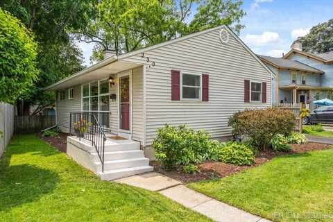 230 Union Avenue, Batavia, IL 60510