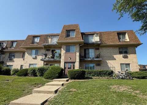 216 Shorewood Drive, Glendale Heights, IL 60139