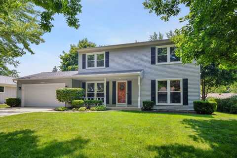 1326 Chestnut Ridge Drive, Naperville, IL 60540