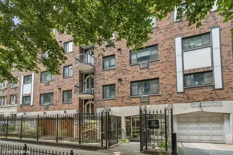 2336 N Commonwealth Avenue, Chicago, IL 60614