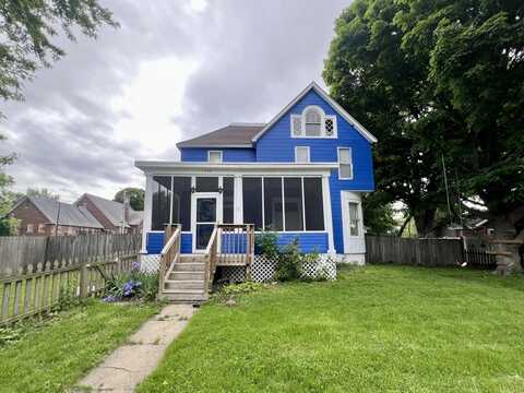 335 N Highway Avenue, De Land, IL 61839