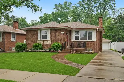 2347 Belleview Avenue, Westchester, IL 60154
