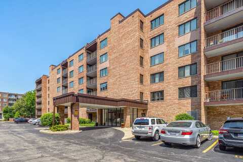 901 Center Street, Des Plaines, IL 60016