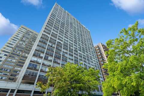 6171 N Sheridan Road, Chicago, IL 60660
