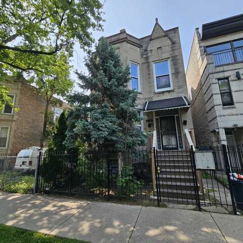 3931 W Lexington Street, Chicago, IL 60624