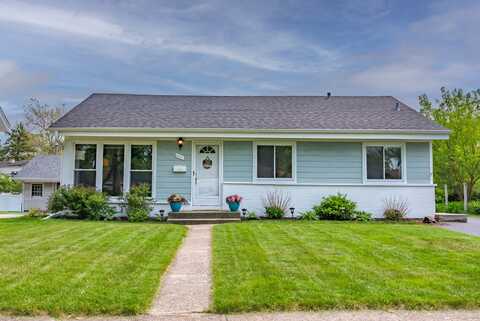 641 W Vermont Street, Villa Park, IL 60181