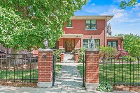 402 Lenox Street, Oak Park, IL 60302