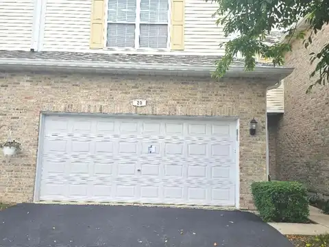 20 Lily Court, Bolingbrook, IL 60440