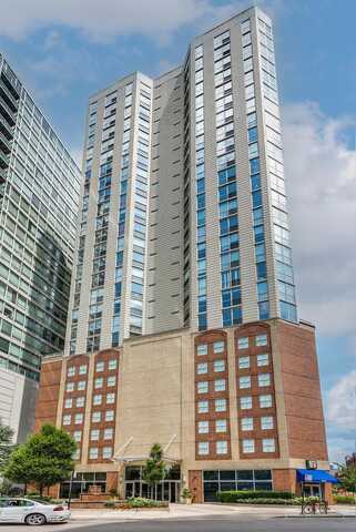 645 N Kingsbury Street, Chicago, IL 60610