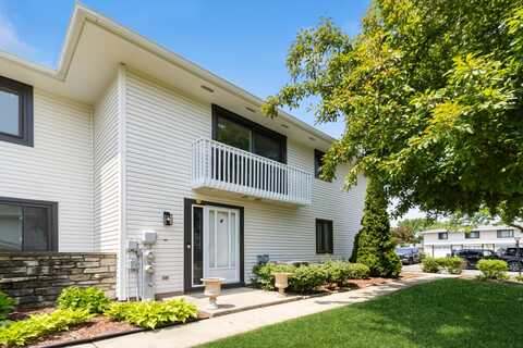 158 Chatham Court, Bloomingdale, IL 60108