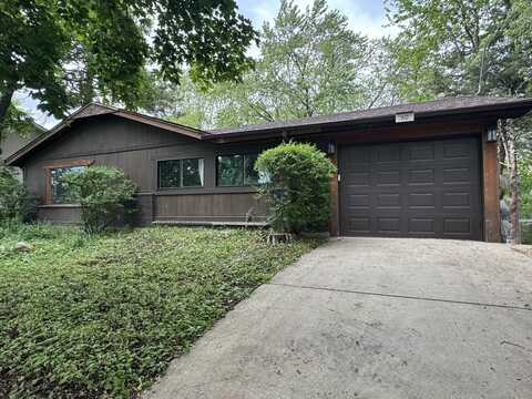 60 Pleasant Street, Hoffman Estates, IL 60169