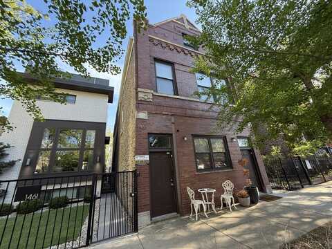1463 W Huron Street, Chicago, IL 60642