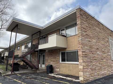 7 Garden Drive, La Grange Park, IL 60526