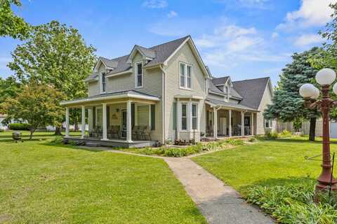 400 N North Street, Argenta, IL 62501