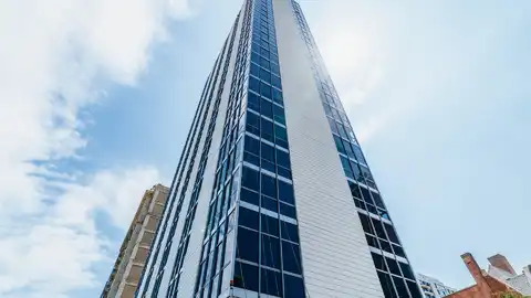 1555 N Dearborn Parkway, Chicago, IL 60610